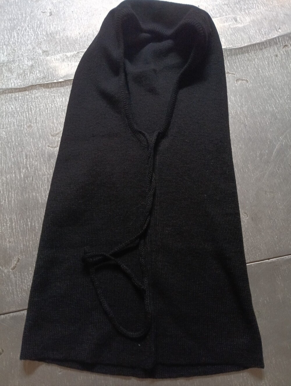 HYFVE Balaclava Style Hat/Neck Gator For Skiing Black Size Medium